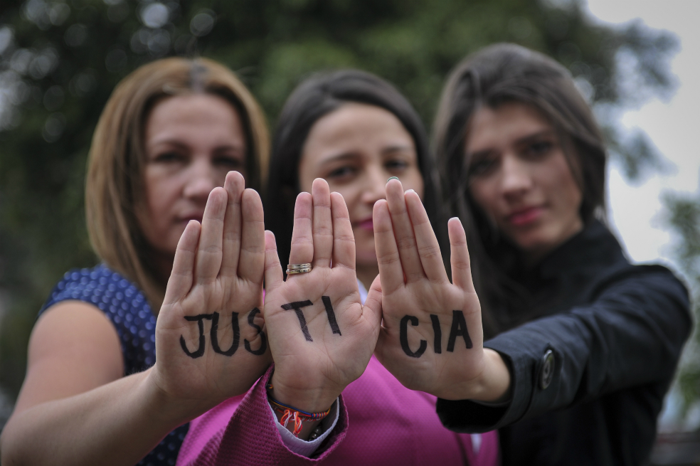 Marián, madre de Paola; Liliana, prima; y Daniela Noreña, hermana, piden que el caso no quede impune. /Mauricio Alvarado 