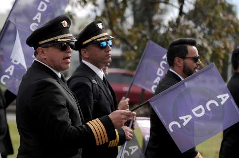 Extranjeros no podrán operar vuelos de Avianca