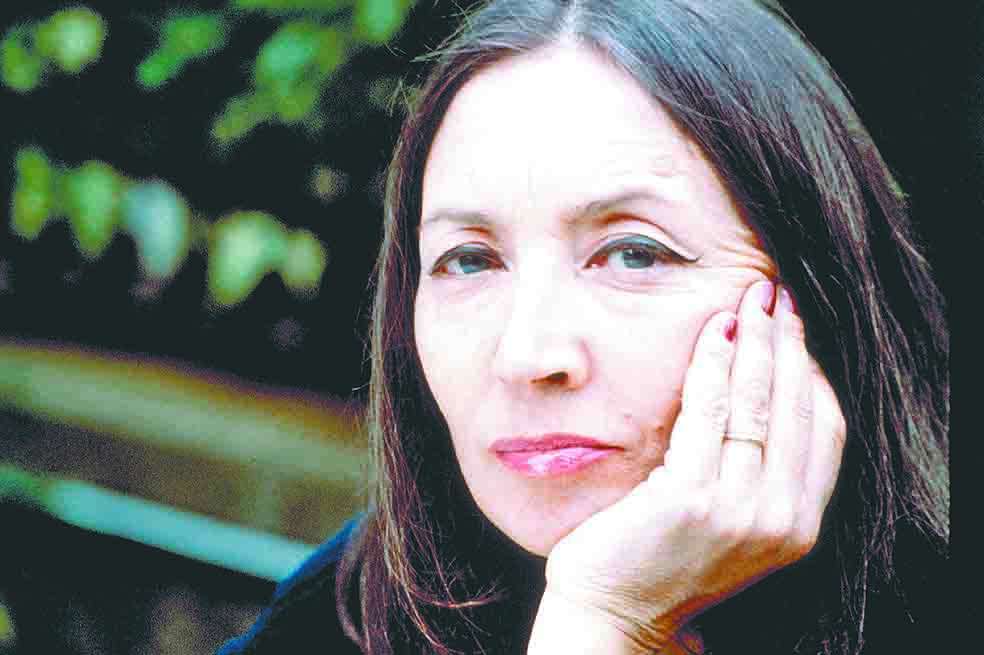 Oriana Fallaci nació el 29 de junio de 1929, en Florencia, Italia, y murió en esa misma ciudad, producto de un cáncer por su adicción al cigarrillo, el 15 de septiembre de 2005. Fue una de las primeras mujeres corresponsales de guerra en Vietnam. Aquí fotografiada por Angelo Cozzi. / Archivo