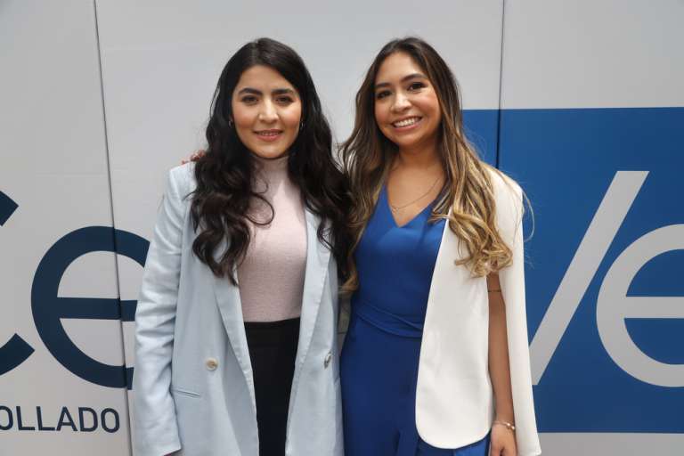 Jhoana Ramírez y Flavia Samaniego