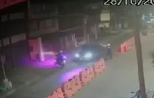 Intento de robo desató persecución y balacera: asaltantes acabaron estrellados