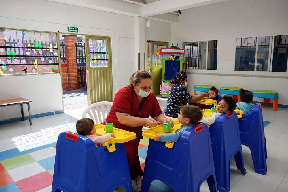 1.315 niñas y niños fueron atendidos simultáneamente por la Secretaría Distrital de Integración Social y el ICBF durante 2024 y 2025.