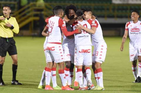 Santa Fe ganó ante un descendido Huila y se ilusiona con entrar a los ocho