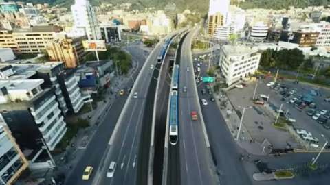 Transmilenio y otras seis empresas proponen metro ligero por la Avenida 68