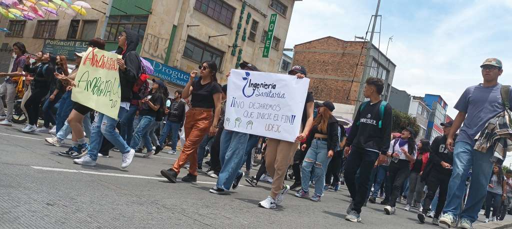 Los estudiantes aseguran que alrededor de 12 carreras cerrarían en los próximos meses.