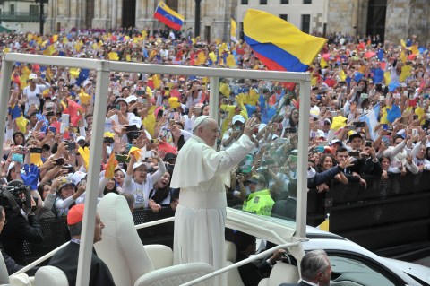 Francisco, el papa que impulsó el Acuerdo de Paz y luchó contra la guerra de Colombia 