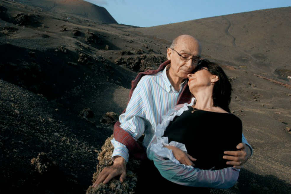Saramago y Pilar del Río no descansaban. Ni siquiera cuando el Nobel se enfermó, dejaron de asistir a ruedas de prensa. /Cortesía