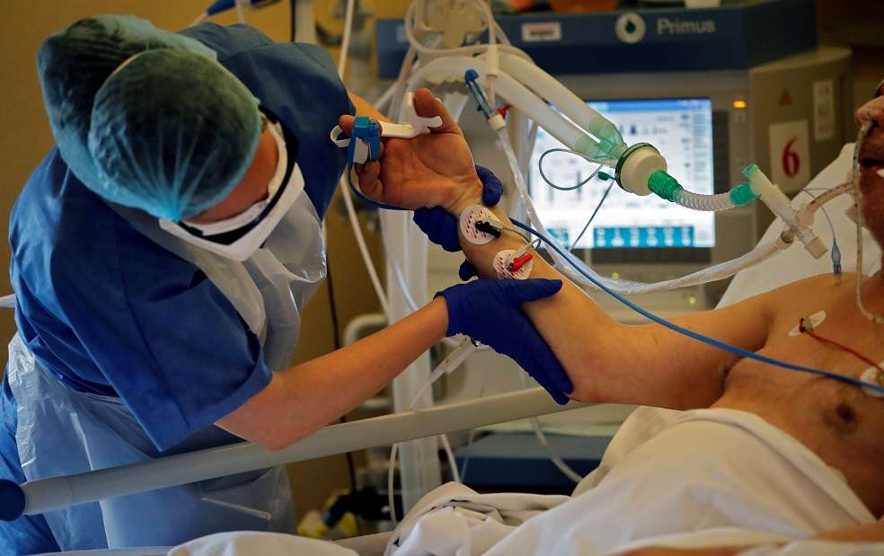 La muerte merodea en el hospitalRoma - Fabio Biferali, un cardiólogo romano de 65 años. Pasó ocho días "aislado del mundo" en el servicio de cuidados intensivos y reanimación del hospital Policlínico Umberto I en Roma, un servicio de ortodoncia reconvertido para afrontar la crisis. (Puede ver:Coronavirus en Colombia en tiempo real)