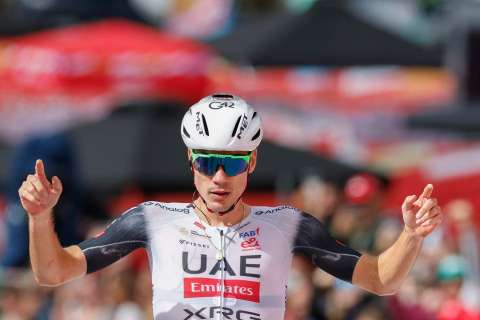 Juan Ayuso repitió victoria en la Vuelta a España y se llevó la etapa 12