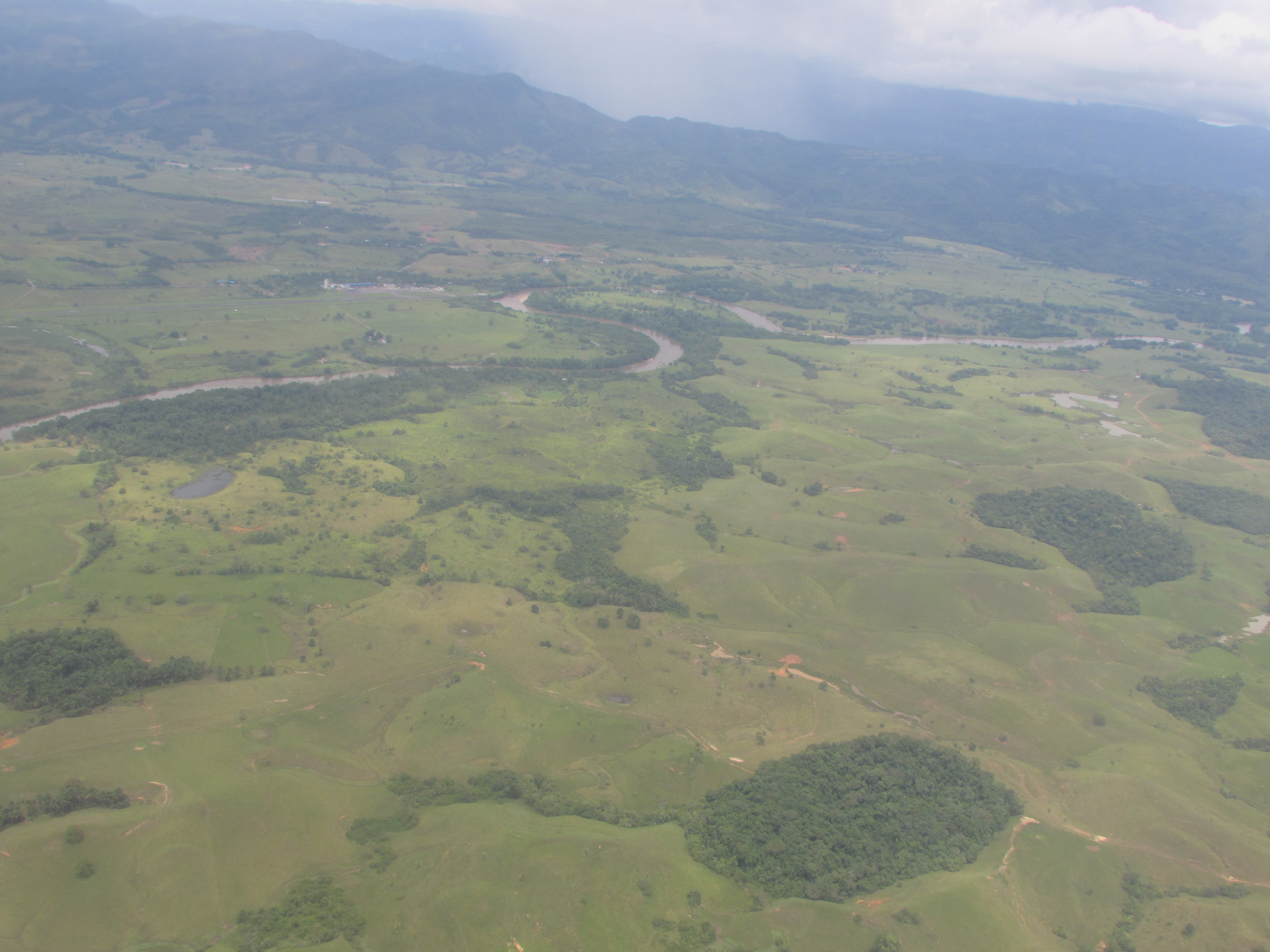 Toma aérea del avance de la praderización en Caquetá