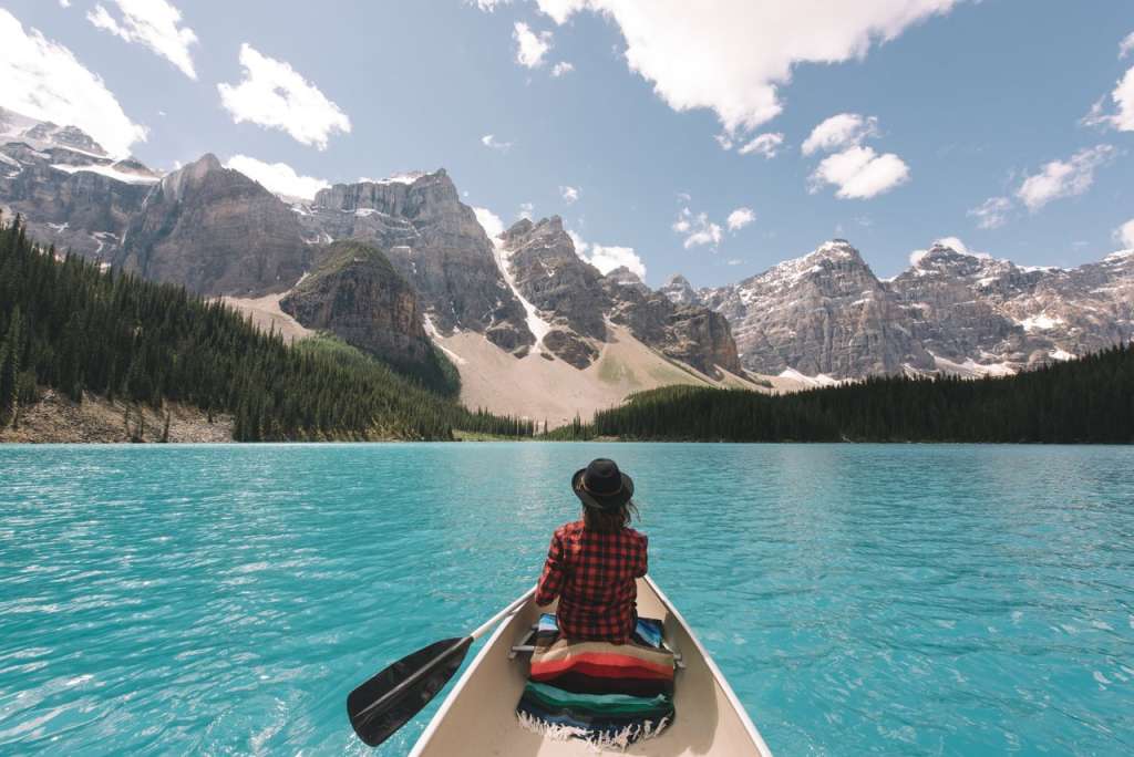 Lago Moraine, Parque Nacional Banff, Alberta.