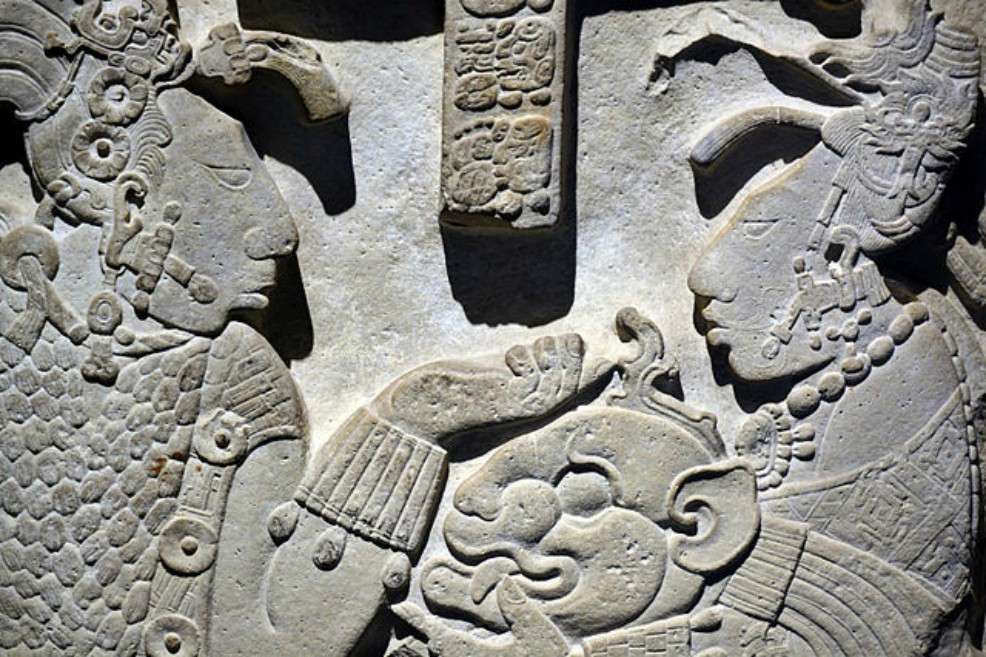 Detalle de un dintel de la cultura maya. / Wikipedia