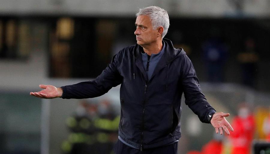 El portugués llegó a Roma en la actual temporada del fútbol europeo.