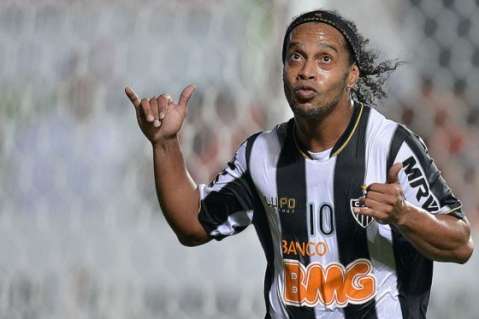 Ronaldinho Gaúcho sería nuevo jugador de Palmeiras