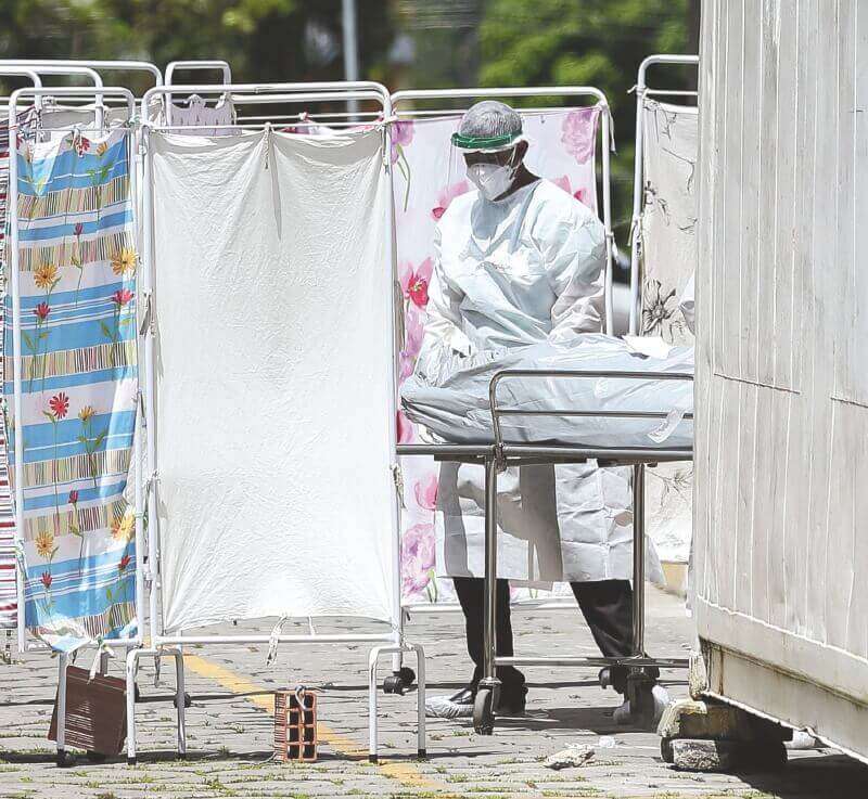En la amazonía brasileña van más de 3.800 casos de contagiados de COVID-19. / AFP