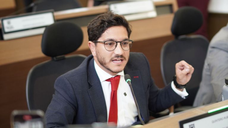 Tribunal de Cundinamarca niega perdida de investidura contra Juan Quintero