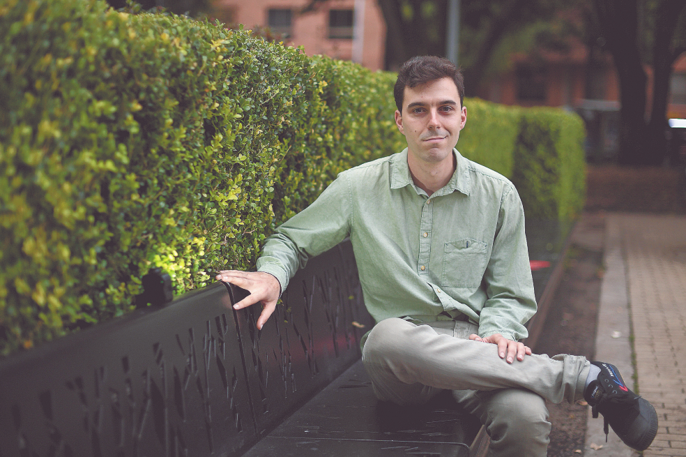 Con el libro de no ficción “A finales de enero” (Tusquets Editores), Javier Padilla ganó el Premio Comillas de Historia, Biografías y Memoria.