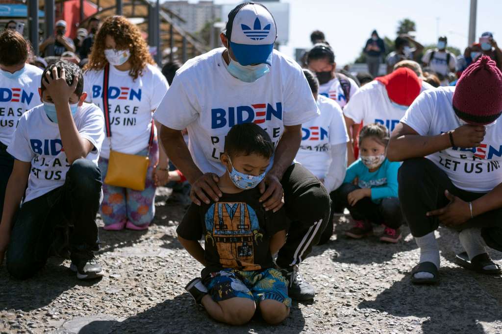 Una vez llegados a Estados Unidos, niños y jóvenes pueden pasar largo tiempo en centros de detención donde pueden ser víctimas de abusos, alertan / Foto de referencia