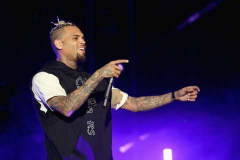 Chris Brown fue puesto en libertad bajo fianza tras su arresto en Londres