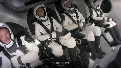 Video: Así fue el despegue del primer vuelo turístico al espacio de SpaceX