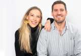 La pareja que creó una marca de alfajores inspirada en Argentina y Colombia