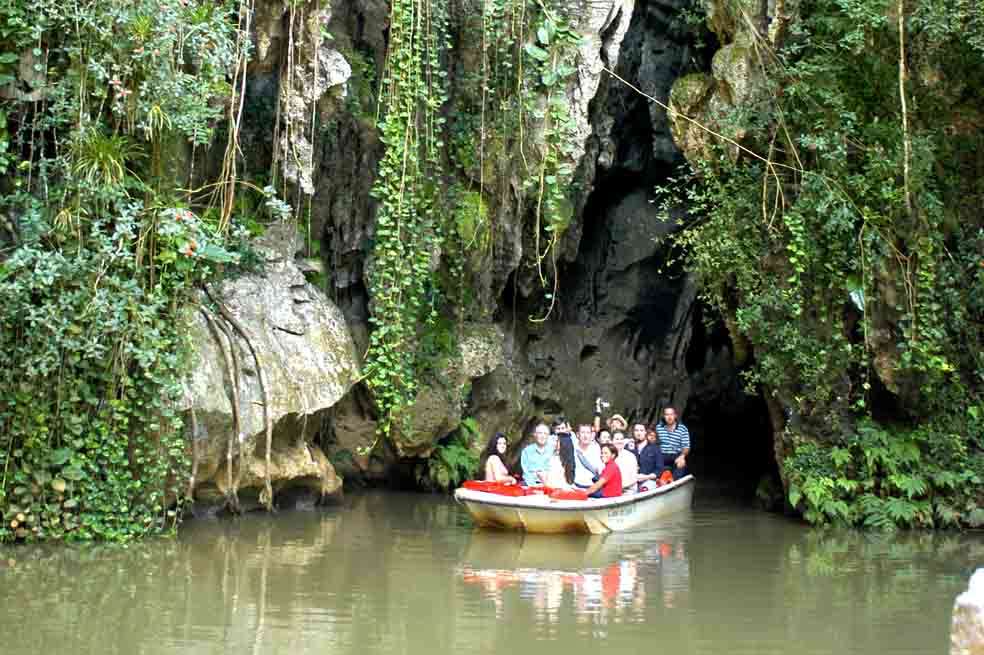 Cueva del Indio, en la provincia de Pinar del Río.