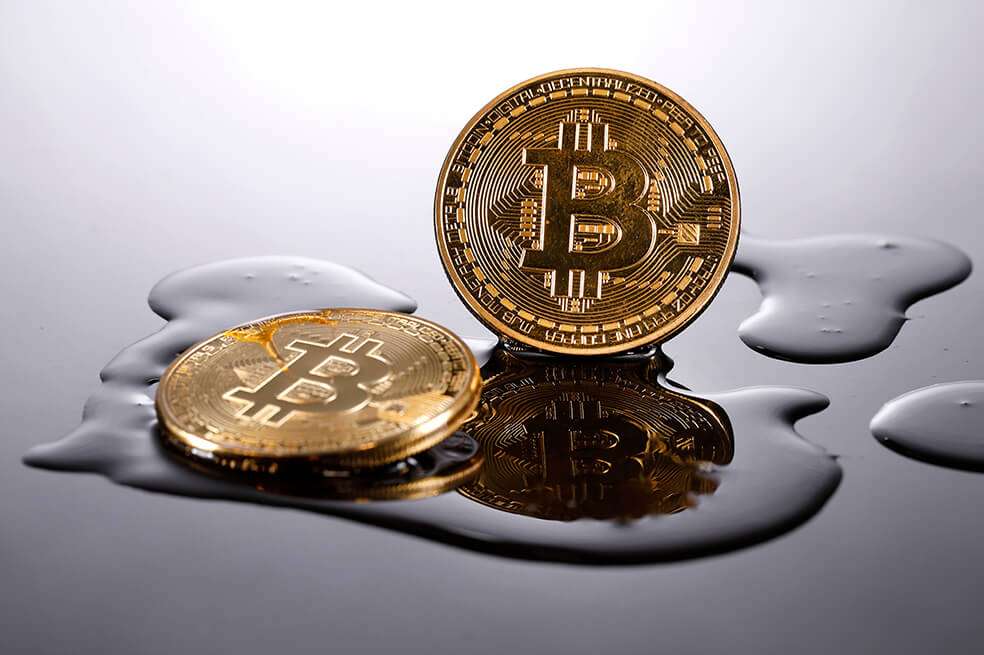 Petróleos de Venezuela SA, que? quiere enviar bitcóin y ethereum al banco central para que la autoridad monetaria pague a sus proveedores. / Bloomberg