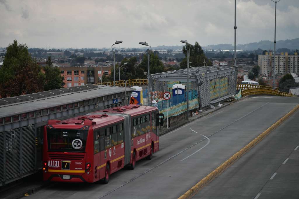 Ampliación y reparación en la estación 21 ángeles de la troncal Suba de Transmilenio