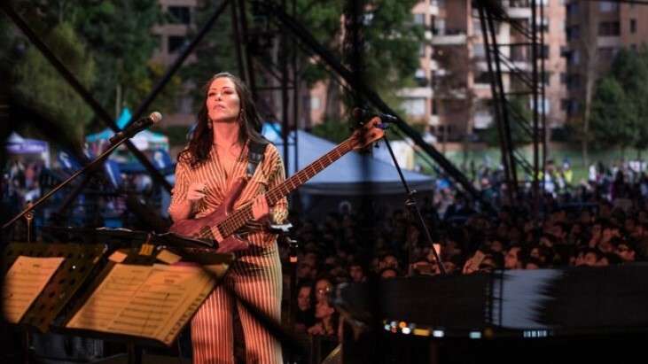 Esther Rojas, directora de la nueva Big Band femenina de Bogotá.