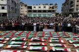 Gaza entierra a 112 miembros de una familia asesinados en un bombardeo israelí