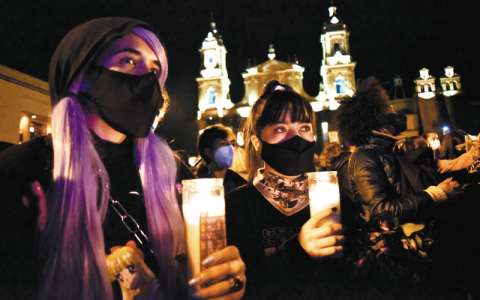 ‘La pandemia ha vulnerado más la vida de las mujeres’: Bibiana Aído