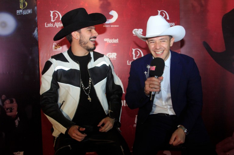 LANZAMIENTO Pipe Bueno Y Luis Alfonso