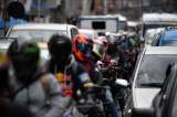 Movilidad en Bogotá: bloqueada la vía a Mosquera por choque de camiones