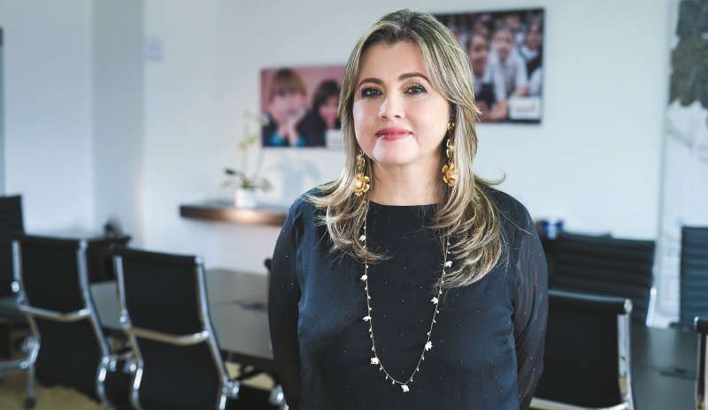 La secretaria Edna Bonilla asegura que en esta administración esperan entregar 35 colegios nuevos. / Secretaría de Educación
