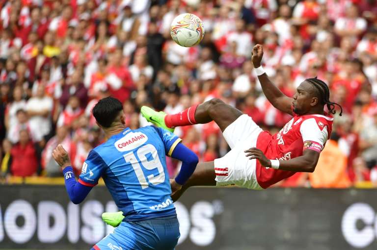 Rodallega, uno de los referentes de Santa Fe, erró un penalti.
