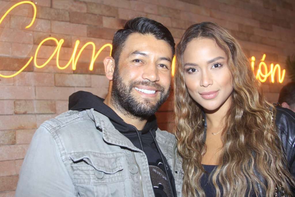 Andrea Tovar y su esposo Julián Guillermo