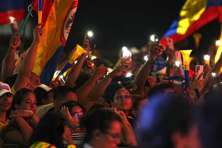 Abelardo de la Espriella recibió los resultados de segunda vuelta en Barranquilla. Así celebró su elección presidencial.