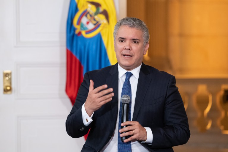 “Calificadoras no deben juzgar a países con criterios de prepandemia”: Duque