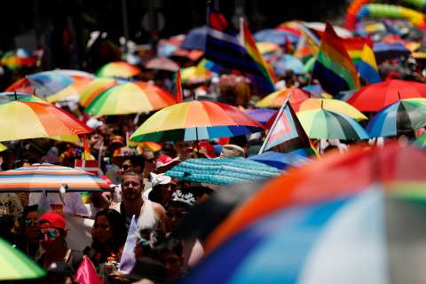 Maquillaje para la marcha LGBTIQ+: 3 looks perfectos para el día del orgullo
