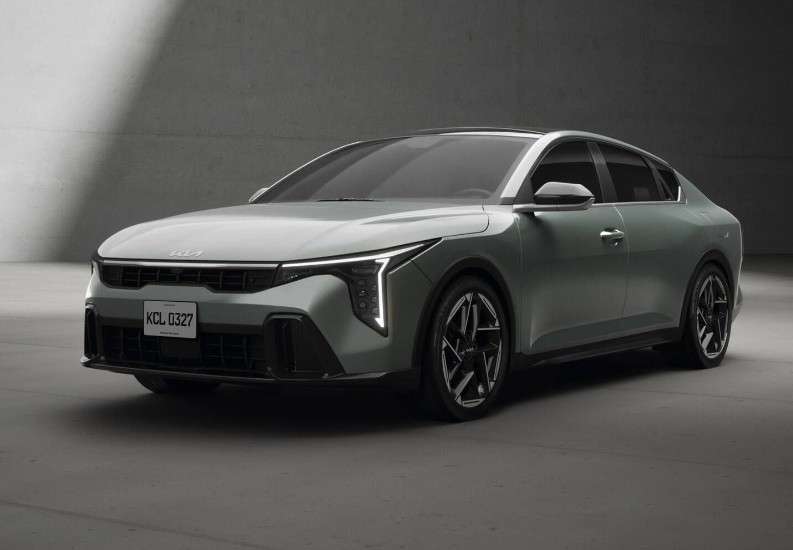 Kia K4