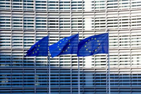 La UE aplicaría aranceles del 30 % a EE. UU. si no hay acuerdo comercial