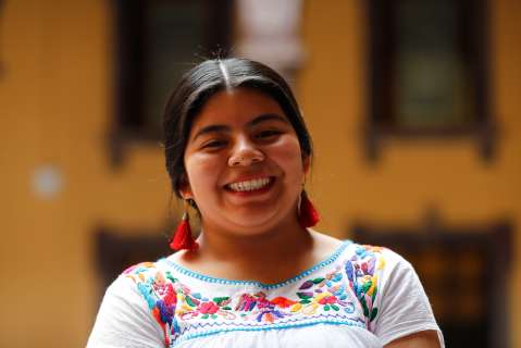 México protege sus lenguas indígenas ante la pérdida del 40 % de hablantes