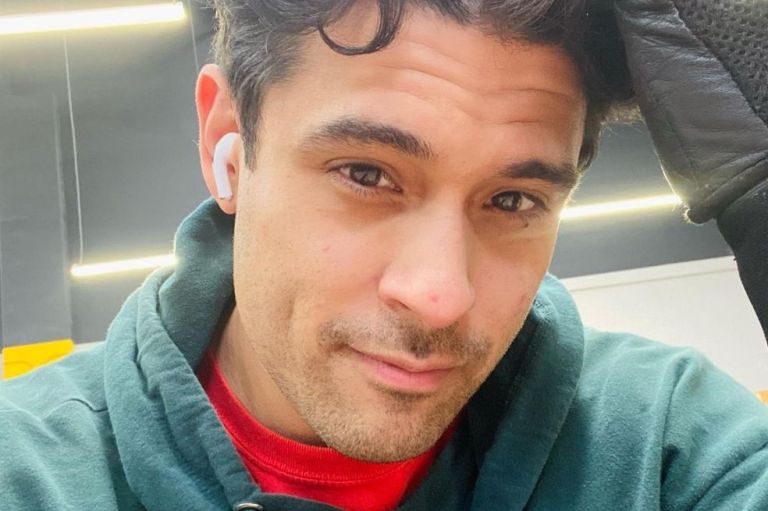 Video: ¿Beto Villa tiene nuevo amor? Fue visto en compañía de una mujer