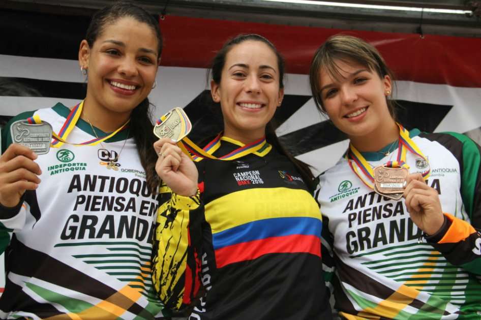 Mariana Pajón ganó la medalla de oro en los Nacionales de BMX. Foto: FCC