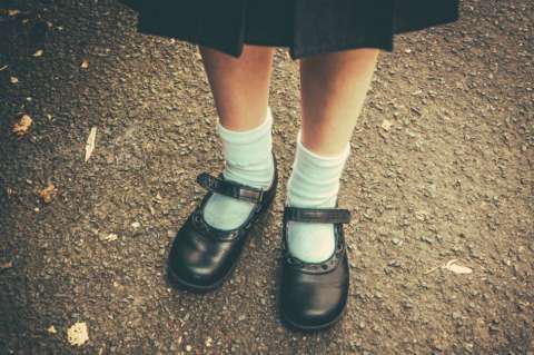 Detienen a profesor que habría abusado de tres niñas en colegio de Bogotá