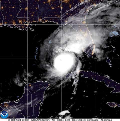 Huracán Milton se acerca a la Florida con vientos máximos de 250 kilómetros por hora