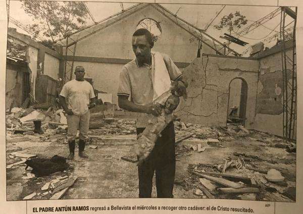 El 2 de mayo de 2002 murieron en Bojayá al menos 79 personas que se habían refugiado en una iglesia de los enfrentamientos que sostenían en la zona las Farc y grupos paramilitares. / Archivo