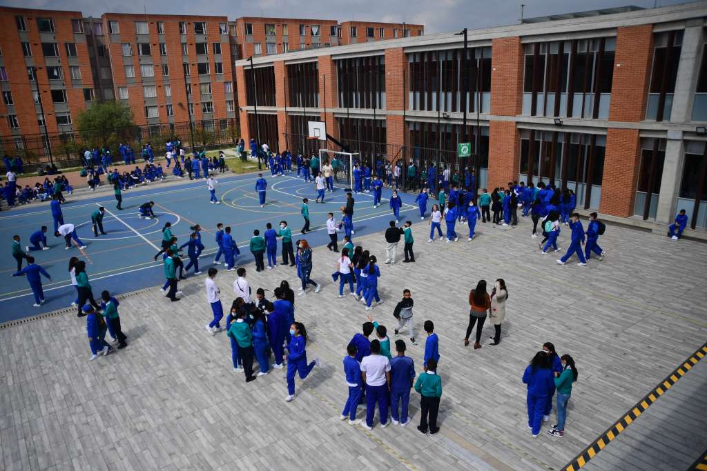 Regreso a clases en los colegios de públicos de Bogotá durante la pandemia del Covid-19 que contó con la asistencia de la alcaldesa Claudia López