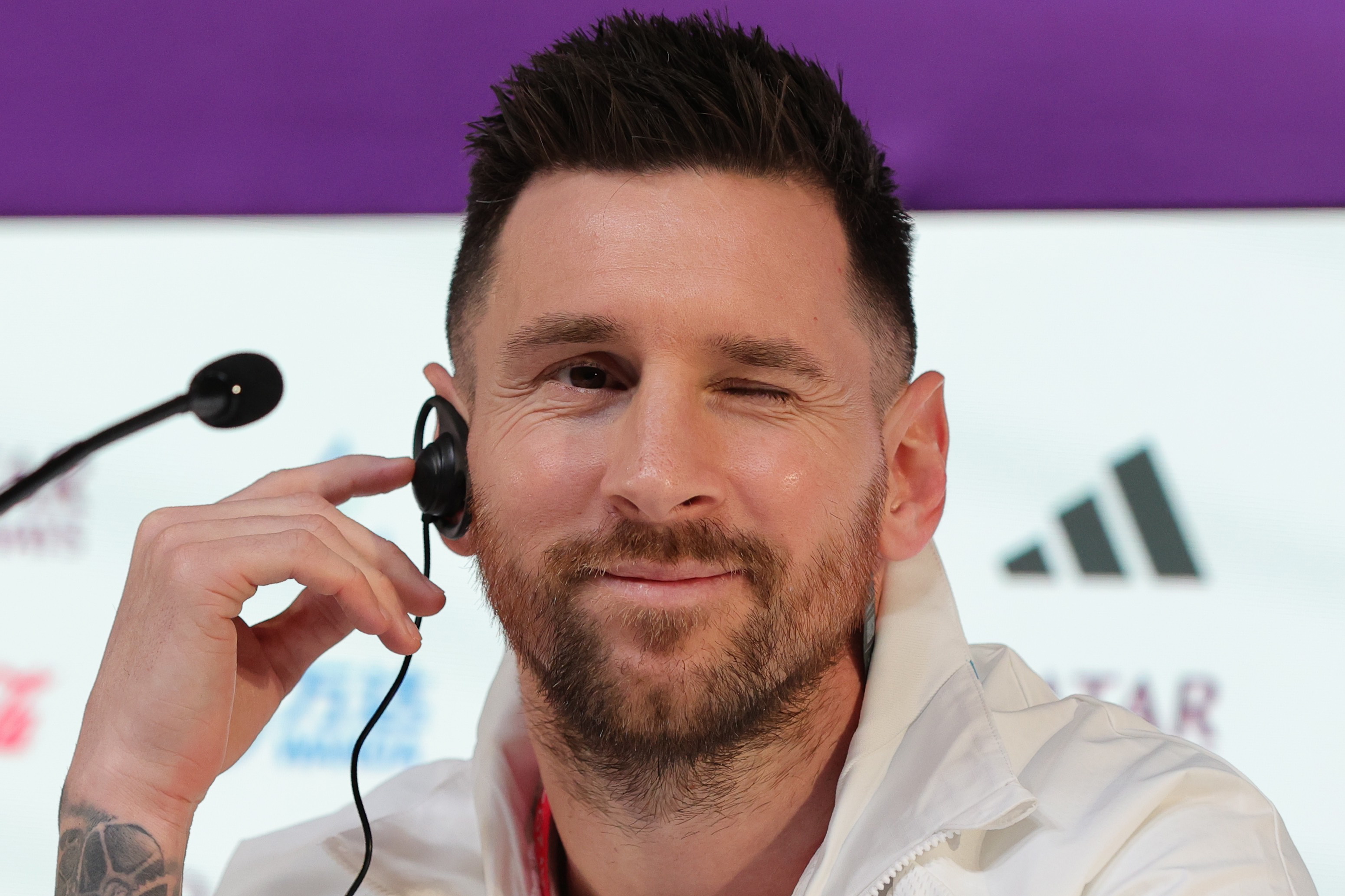 Doha (Qatar), 21/11/2022.- Argentina's Lionel Messi reacts during a press conference at the Qatar National Convention Center (QNCC) in Doha, Qatar, 21 November 2022. Argentina will play Saudi Arabia in their group C match of the FIFA World Cup 2022 on 22 November. (Mundial de Fútbol, Arabia Saudita, Catar) EFE/EPA/ABIR SULTAN