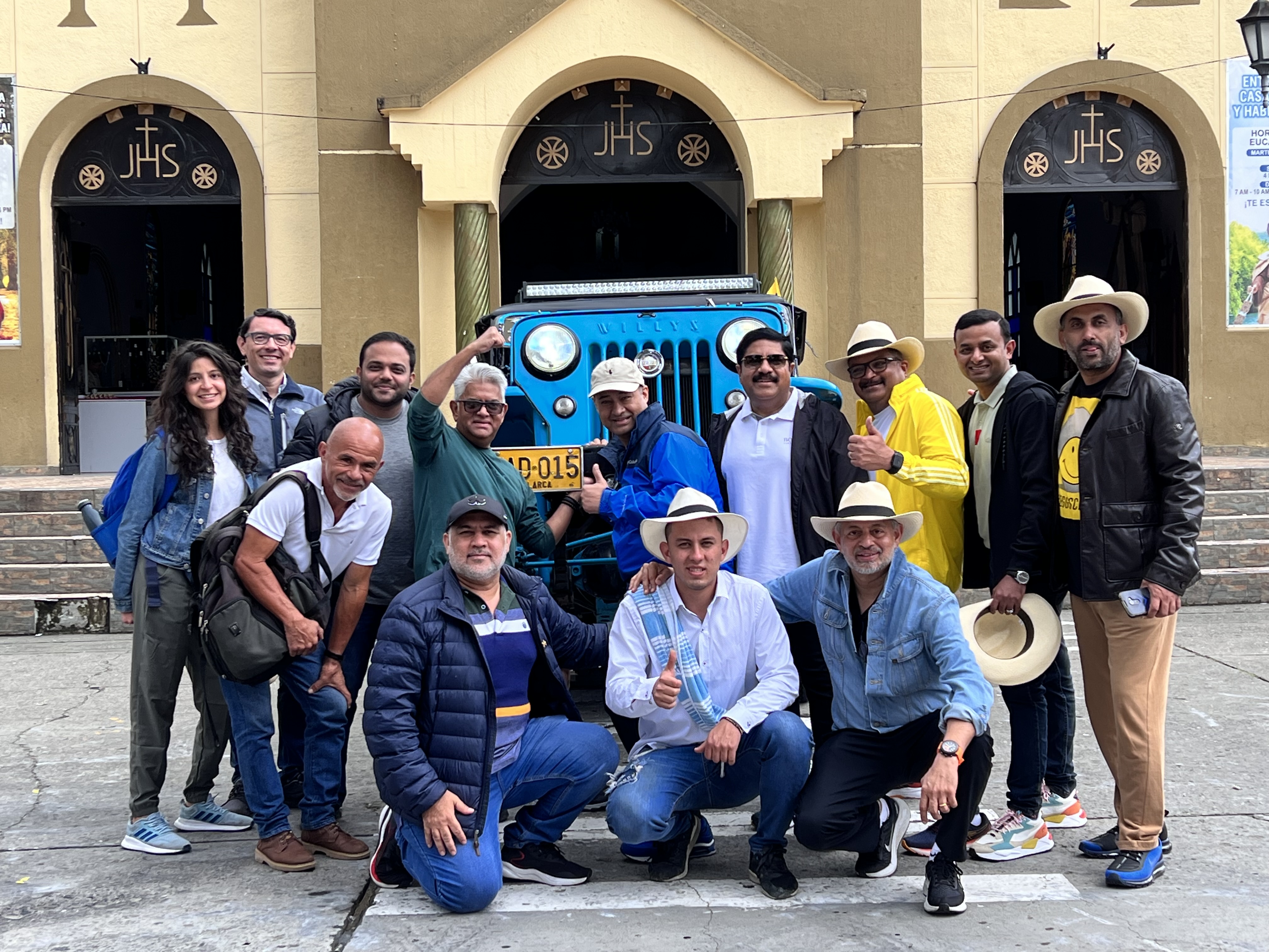 Directivos de las agencias de viajes y empresas turísticas más importantes de Emiratos Árabes Unidos recorren el país en busca de oportunidades de negocios en turismo.